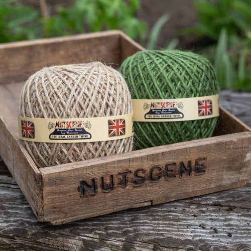 Nutscene twine large and small balls